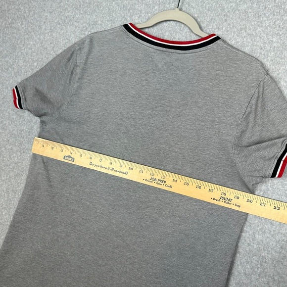 Guess Ringer Henley T-Shirt Mens L Grey Knit  Spellout‎ Embroidered Short Sleeve - Picture 5 of 7